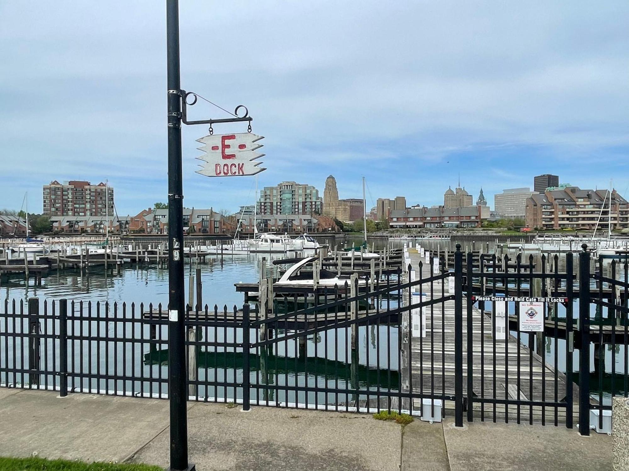 Buffalo'S River Den 외부 사진